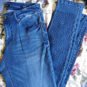 Cute detailing on these Max jeans